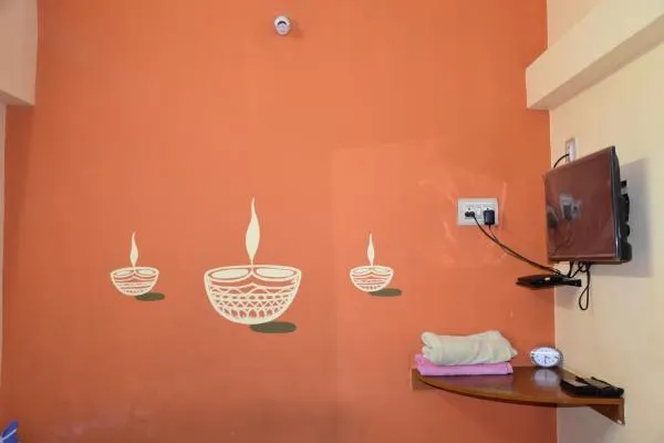 Sai Murugan Lodge - 2