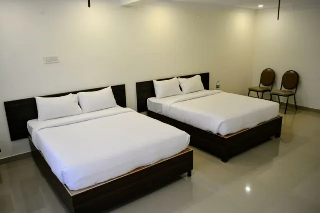 Aakash temple view hotel - 4