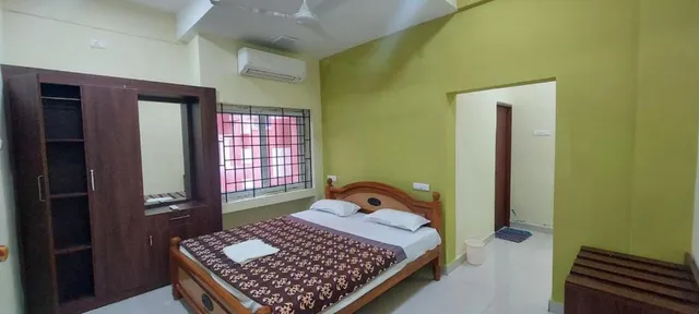 SIVA SAKTHI HOTEL NEAR ARUNACHALA TEMPLE - 3