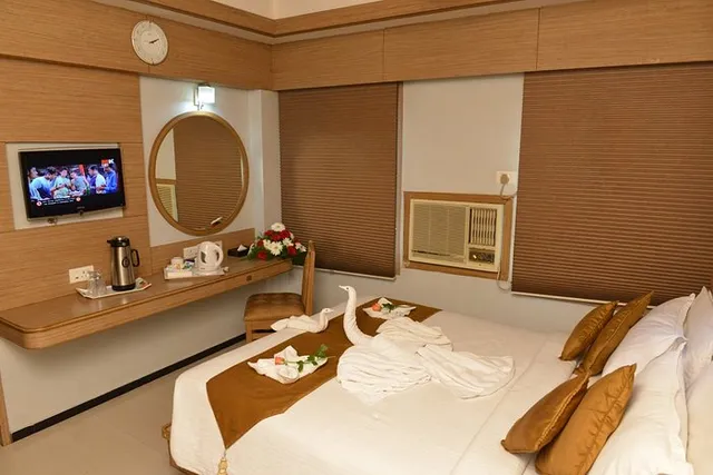 Sree Bharani Hotels - 4