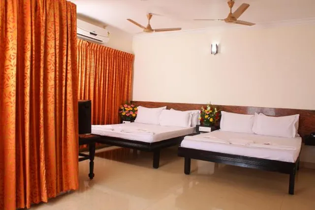 Hotel Srimaniya - 3
