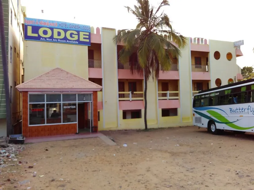 Hotel Ganesh Lodge