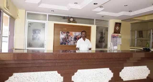 Hotel Shivas Residency - 2