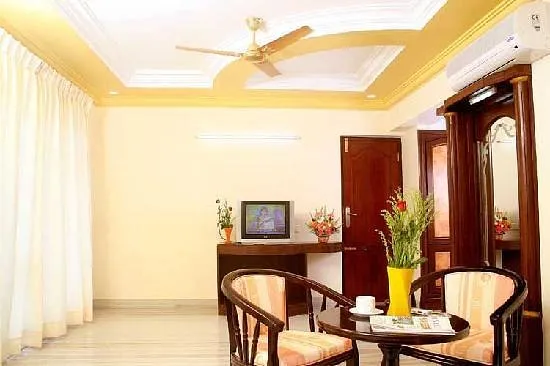 Hotel Staar World - 3