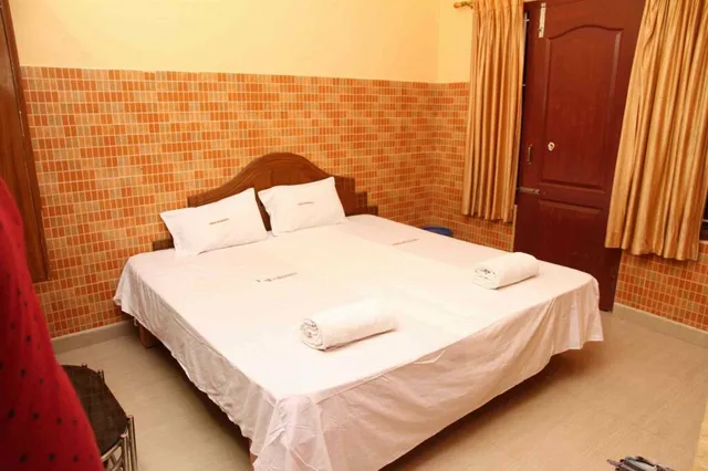 Hotel Viswa Residency - 4