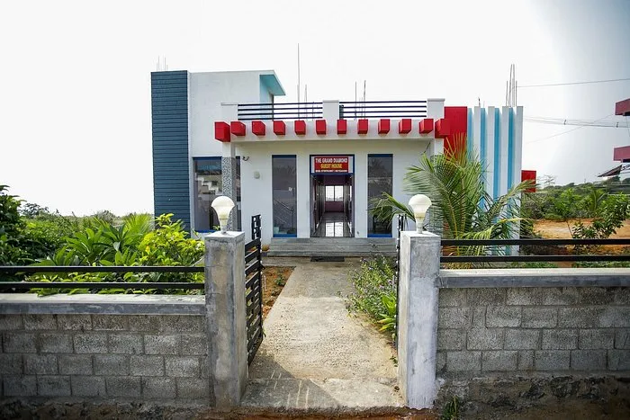 OYO 24967 The Grand Diamond