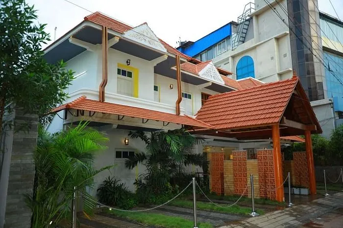 THIRAVIAM TOURIST HOME