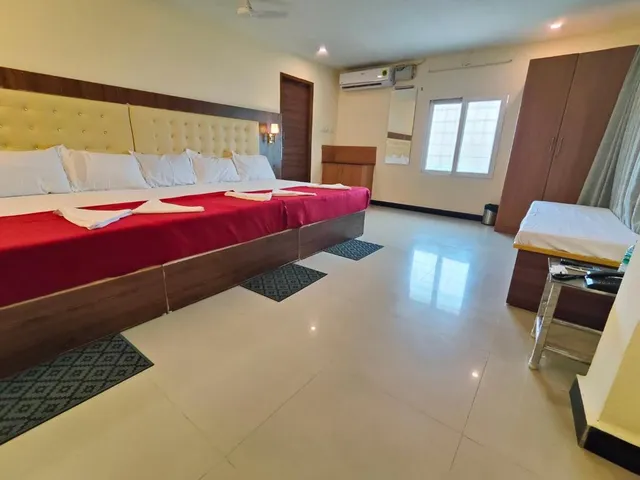 Hotel Comfort Kanchipuram - 2