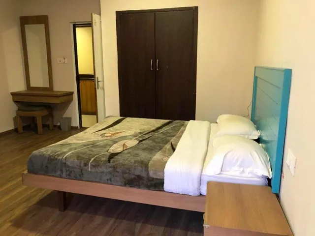 Hotel Preethi Palace - 4