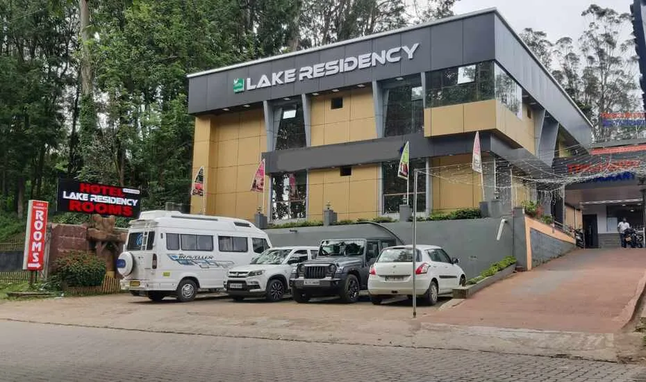 One Hotel Lake Residency