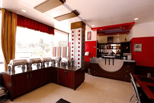 Hotel Silver Oak - 3