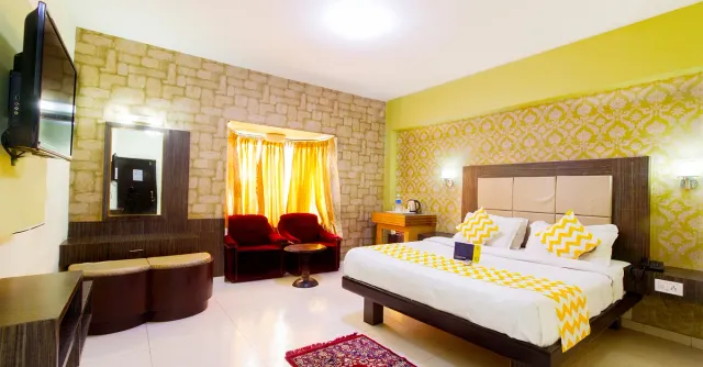 Hotel Nilgiris Inn - 3