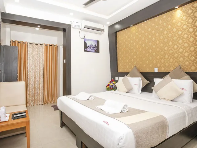 Aishwarya Le Royal - 4