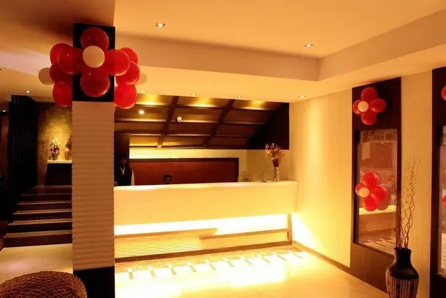 Hotel Sk Elegance - 2