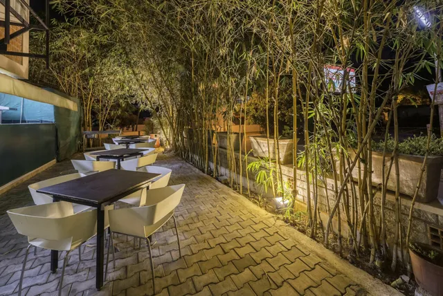 Treebo Trend Spektrum Suites - Hotel in Mysore - 2