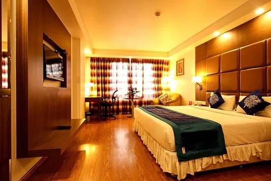 The Atrium Boutique Hotel - 4