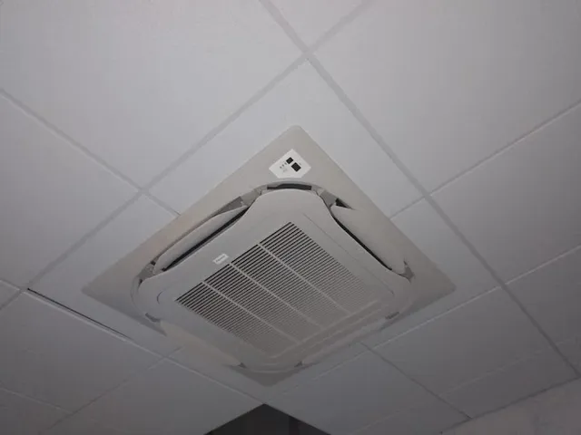 Universe Air Solution - 4