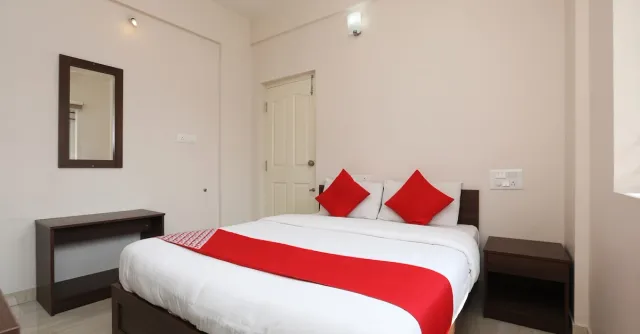 OYO Indra Comforts - 4