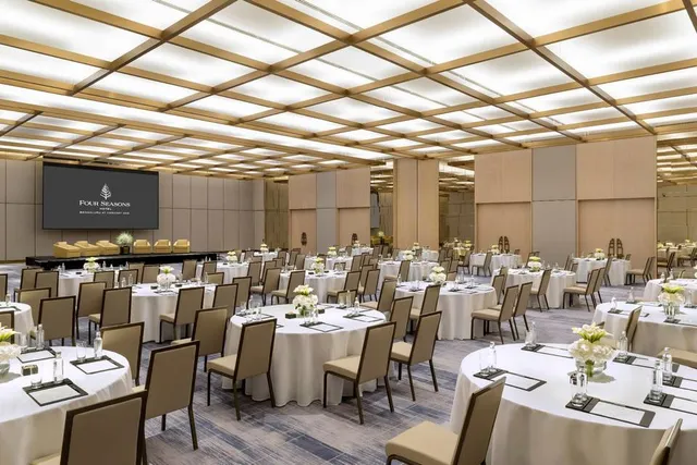 Four Seasons Hotel Bengaluru at Embassy ONE - 3