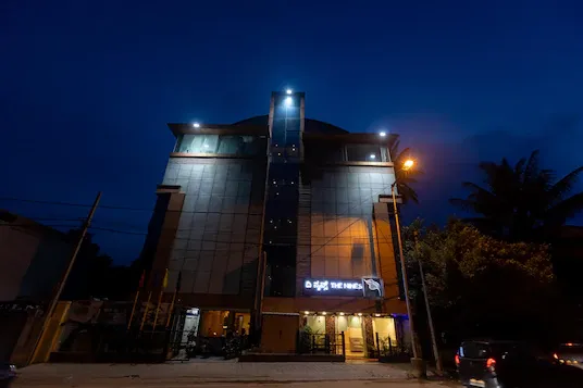 The Nines Business Hotel