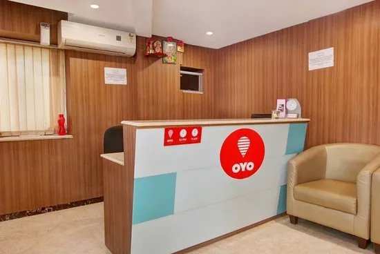 FabHotel Hiland Suites - 2