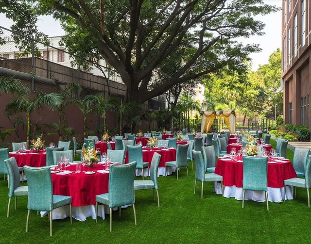Renaissance Bengaluru Race Course Hotel - 4
