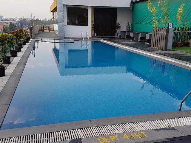 Citadel Sarovar Portico - 2