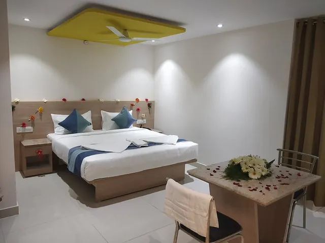 Orange Suites & Inn - 4