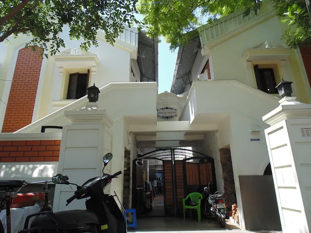 Essaar Sign Industries - 2