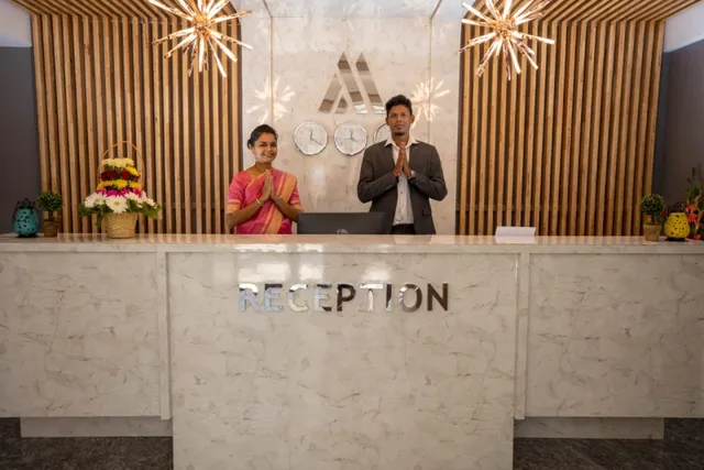 Air Avenue Hotel - 2