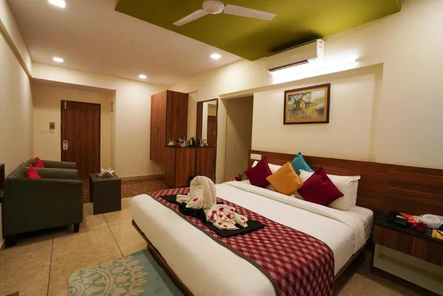 Silicon Inn Hotel - 4