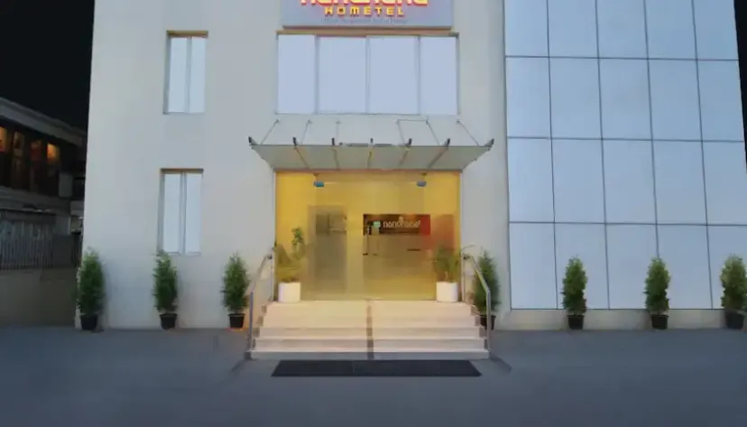 La Sara Hometel Indiranagar