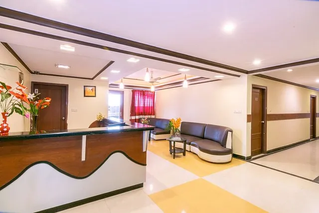 Octave Plaza Hotel - 3