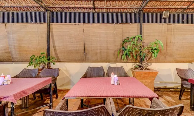 Treebo Trend Terminus - 3