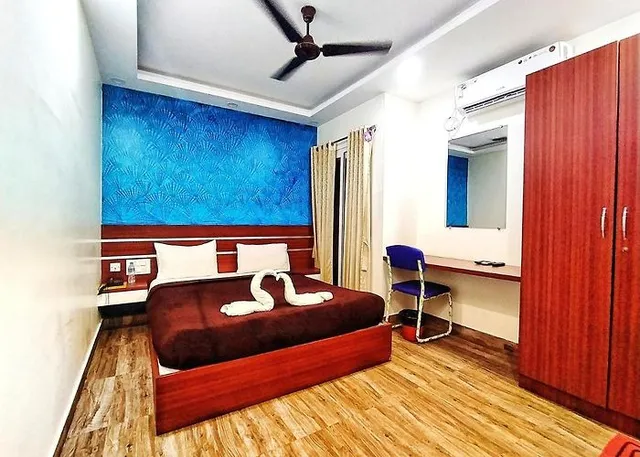 Hotel Palm Suites - 3