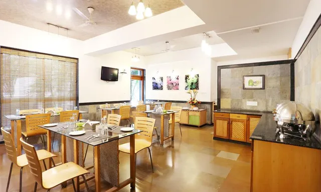 Treebo Trend Edha Suites - 3