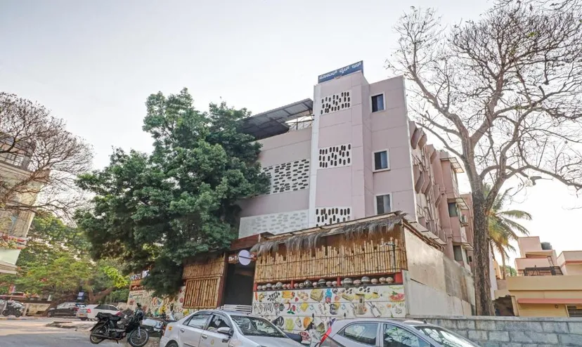 Treebo Trend White Inn Koramangala