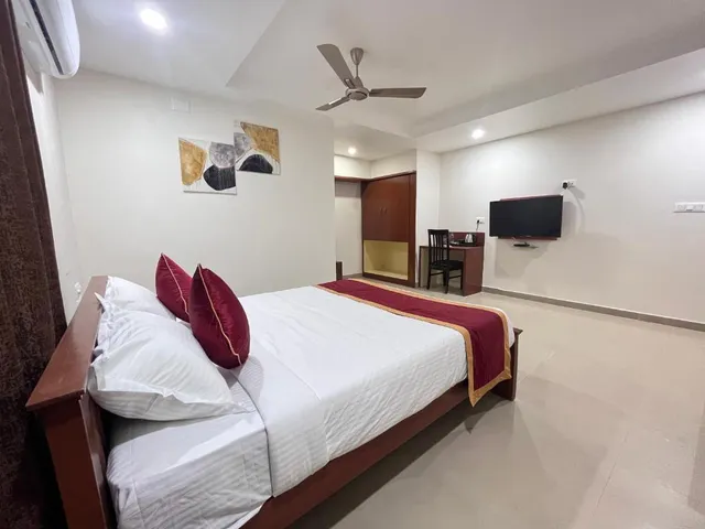 Hotel Royal Flora Koramangala - 4