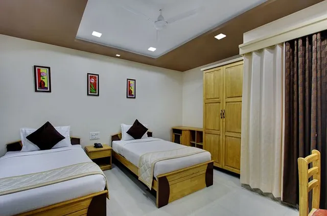 Bluemoon Comforts - 4