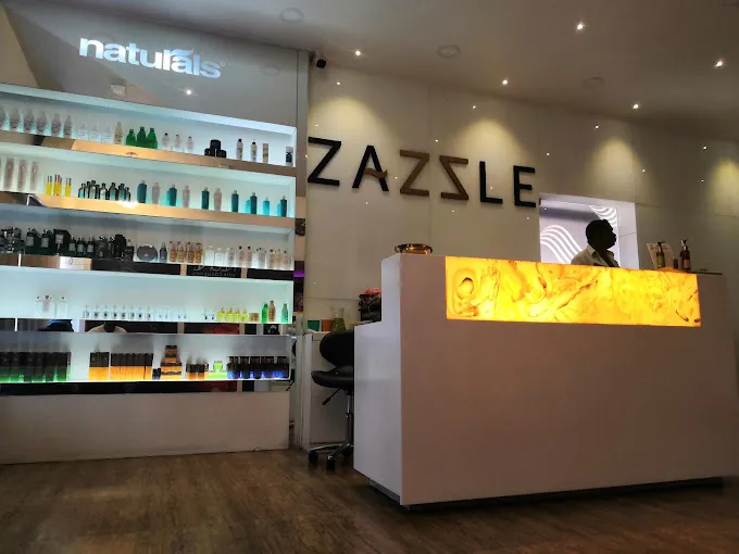 Zazzle Salon - Thillainagar Trichy