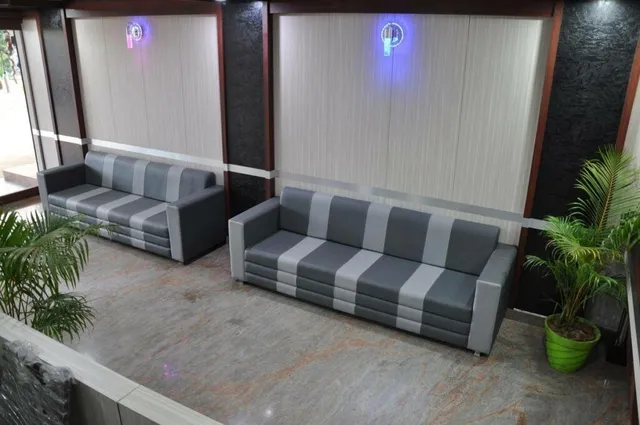 Hill Blooms Residency - 3