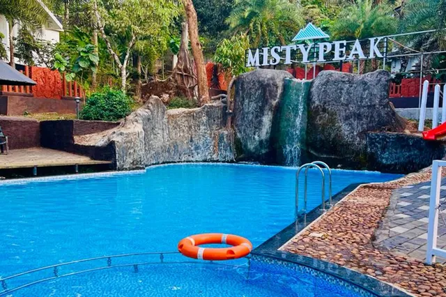 Misty Peak Resort - 2