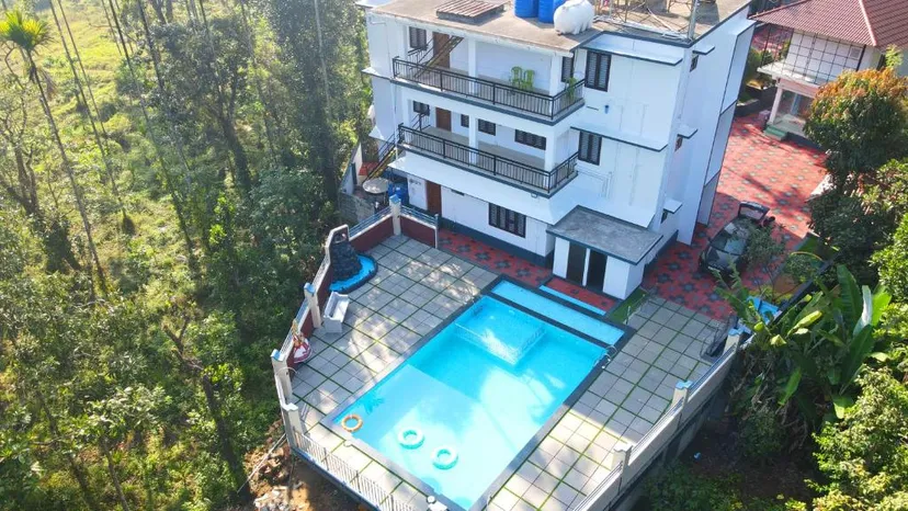 Silvery moon grand villa