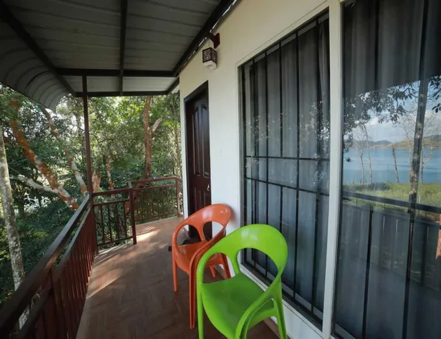 Misty Dam Resort - 3