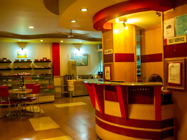 The Woodlands Hotel - 3