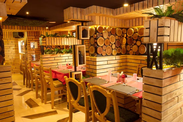 Hotel Sky Palace - 3