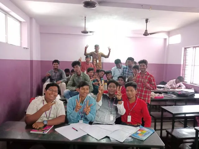 Srimad Andavan Arts And Science College - 3