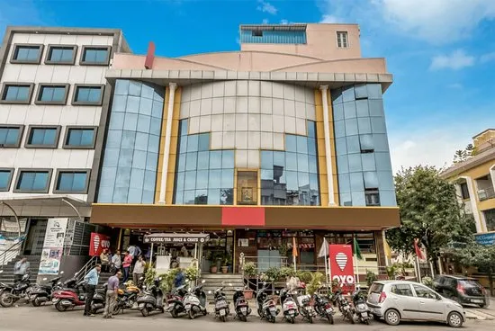 Collection O 3664 Hotel Shivaals Residency