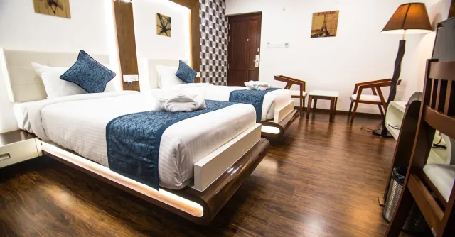 Treebo Trend The White Tree - 4