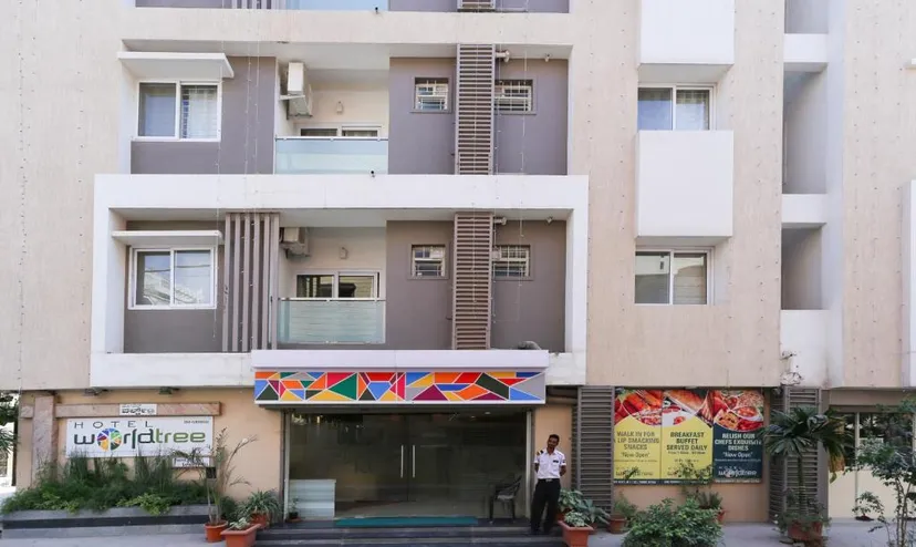 Itsy By Treebo - Worldtree